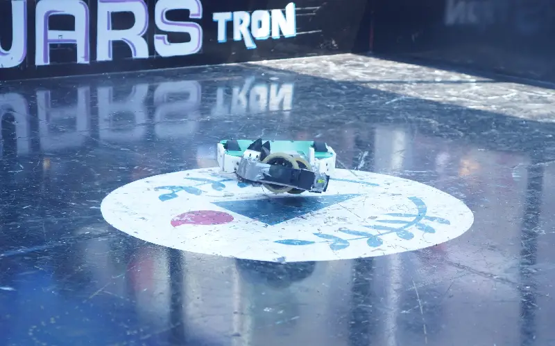 robo-wars-quantum-x26-02